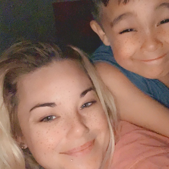 Meet your Posher, Lindsay - Picture 6 of 6